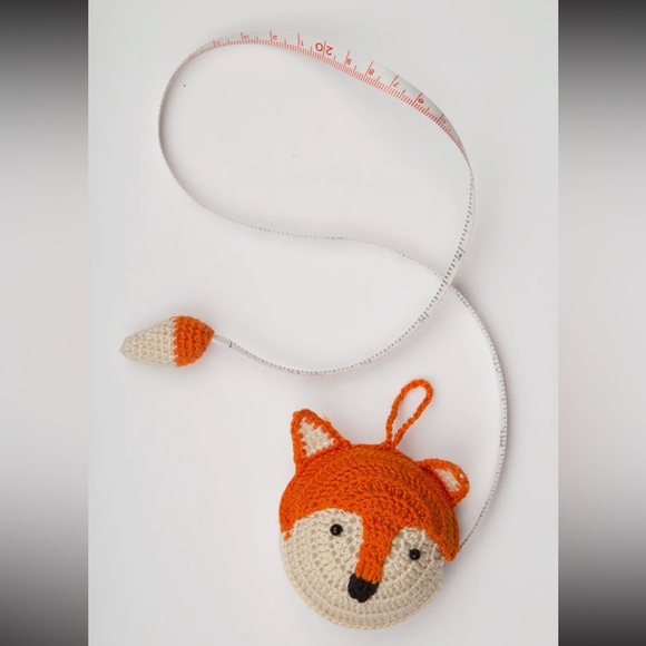 Crochet Fox Retractable Measuring Tape NWT - Picture 1 of 3